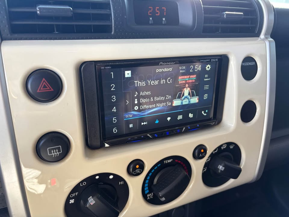 2010 Toyota FJ Cruiser · Trail Teams Edition in Pasco, WA (photo 10) — photo 10