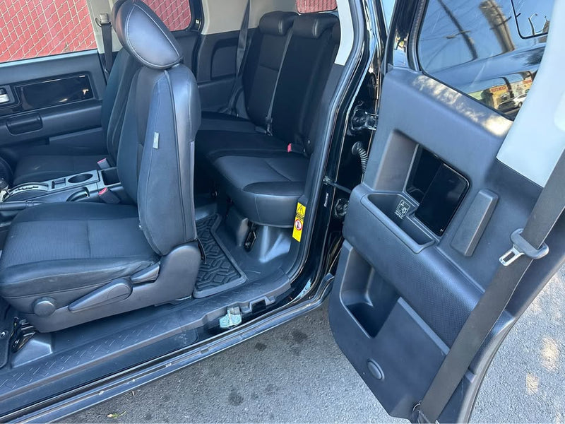 2007 Toyota FJ Cruiser · Sport Utility 2D in Los Angeles, CA (photo 10) — photo 10