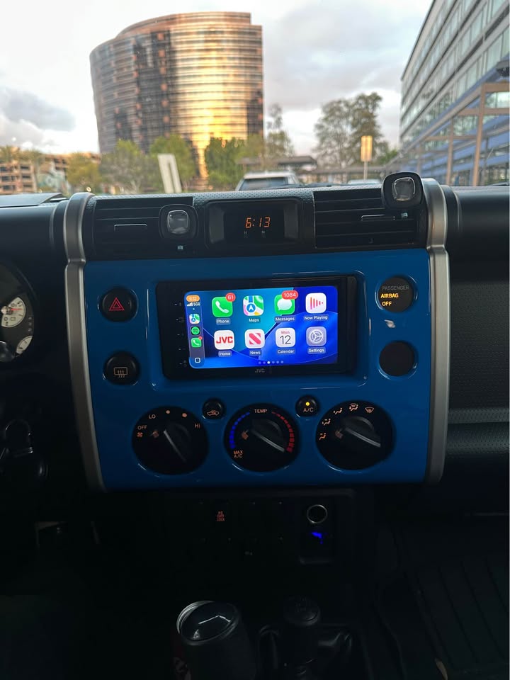 2007 Toyota FJ Cruiser · 4x4 in Irvine, CA (photo 10) — photo 10