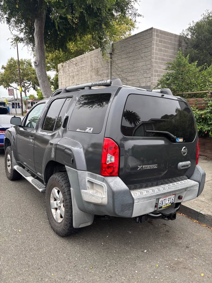 2010 Nissan Xterra · S Sport Utility 4D in El Cerrito, CA (photo 10) — photo 10