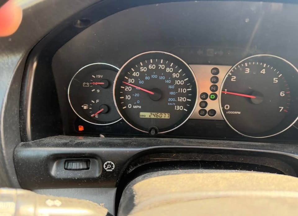 2004 Toyota Landcruiser · Sport Utility 4D in Salt Lake City, UT (photo 10) — photo 10