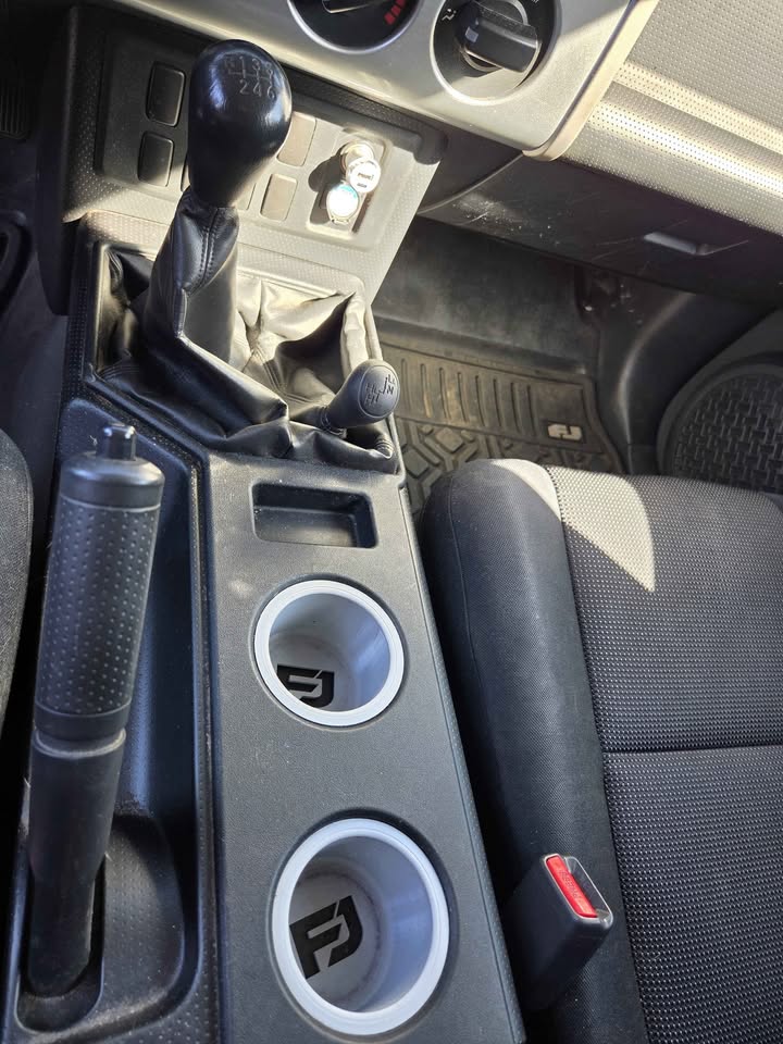 2008 Toyota FJ Cruiser · 4x4 Manual 6 Speed in North Highlands, CA (photo 10) — photo 10