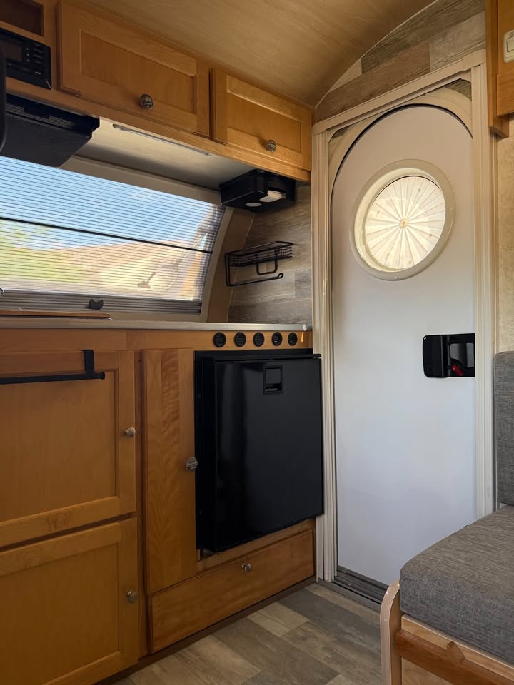2019 nuCamp (Pleasant Valley Teardrop Trailers) T@B 320 S Boondock Lite EX-L in Tucson, AZ (photo 10) — photo 10