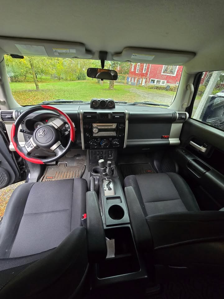 2007 Toyota fj cruiser (trade) in Bremerton, WA (photo 10) — photo 10