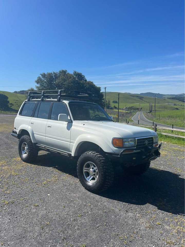 1996 Toyota FZJ 80 Landcruiser triple locked in Petaluma, CA (photo 10) — photo 10