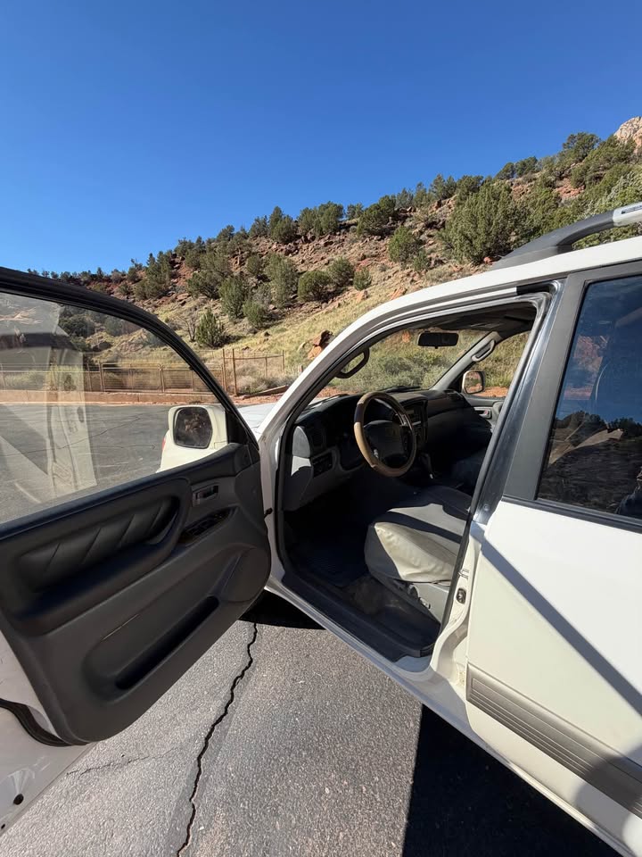 1999 Toyota Landcruiser in St George, UT (photo 10) — photo 10