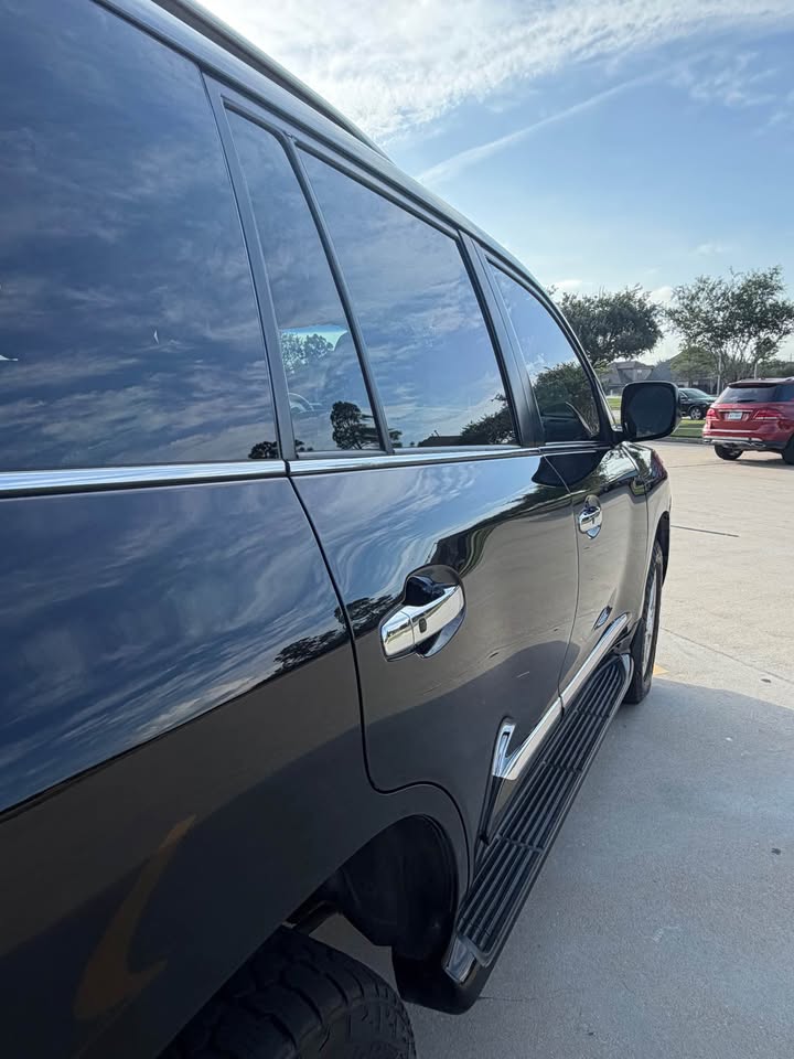 2011 Lexus LX · LX 570 Sport Utility 4D in Katy, TX (photo 10) — photo 10