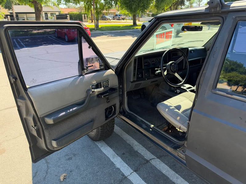 1991 Jeep Cherokee · 75th Anniversary Sport Utility 4D in Rialto, CA (photo 10) — photo 10