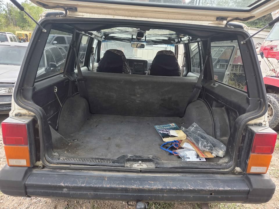 1996 Jeep Cherokee · Classic Sport Utility 4D in Longmont, CO (photo 10) — photo 10