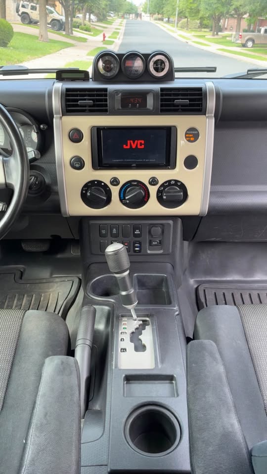 2008 Toyota FJ Cruiser · Sport Utility 2D in Georgetown, TX (photo 10) — photo 10