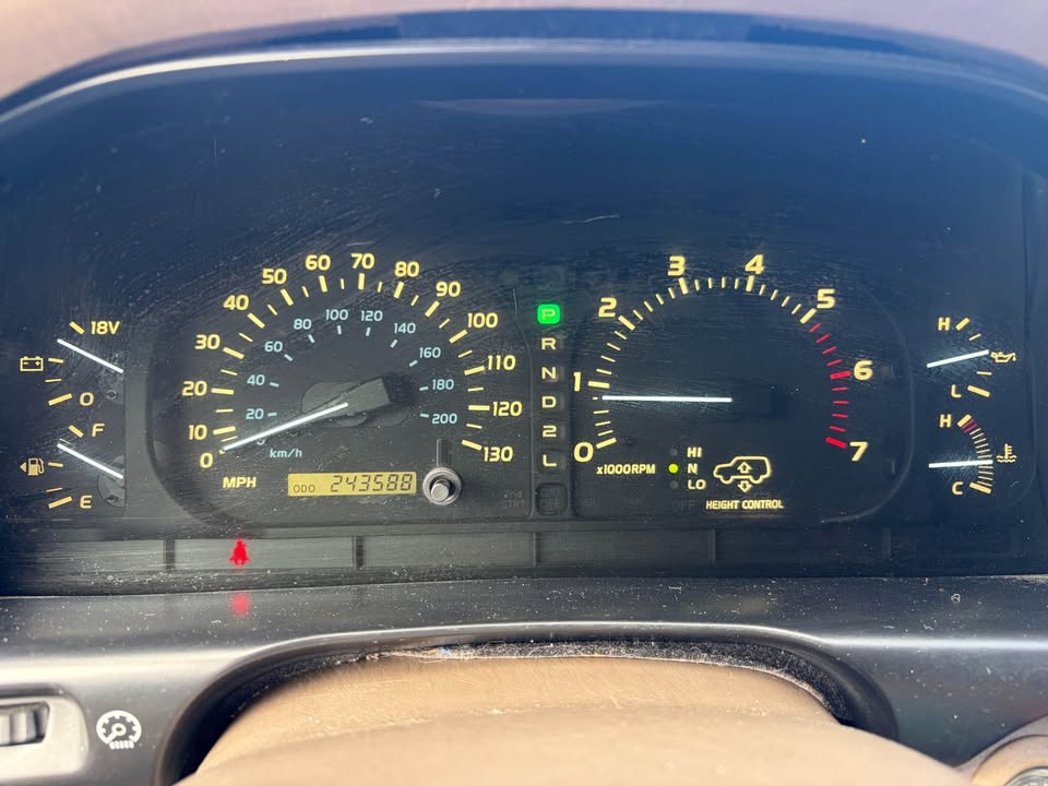 2002 Lexus LX · LX 470 Sport Utility 4D in Ogden, UT (photo 11) — photo 11