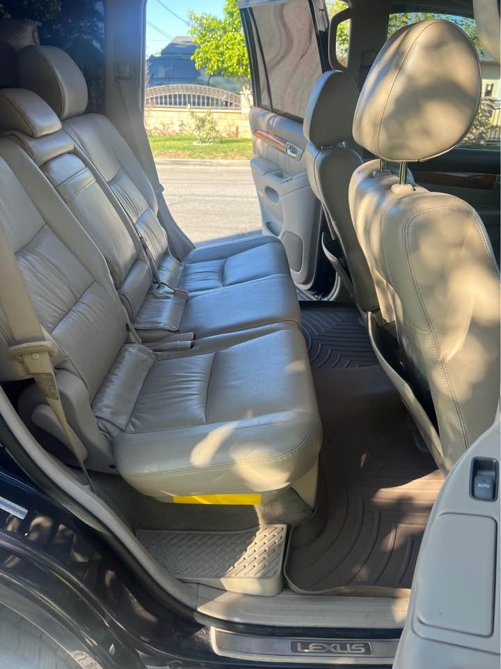 2003 Lexus GX · GX 470 Sport Utility 4D in Fontana, CA (photo 11) — photo 11