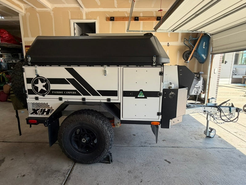 2022 Patriot Campers X1-H off-road camper trailer — photo 11 — photo 12
