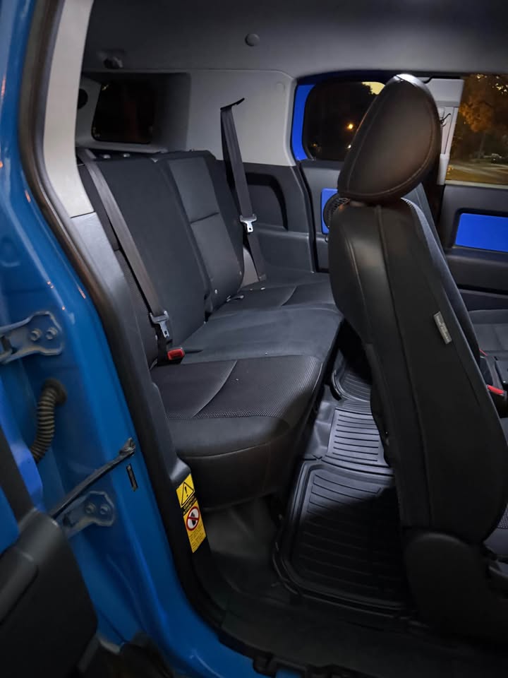 2008 Toyota FJ Cruiser · Sport Utility 2D in Fresno, CA (photo 11) — photo 11