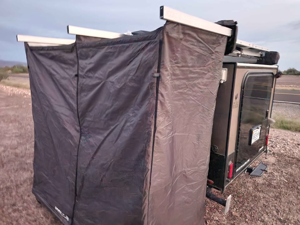 2023 Hiker Trailers Mid Range Deluxe in Quartzsite, AZ (photo 11) — photo 11