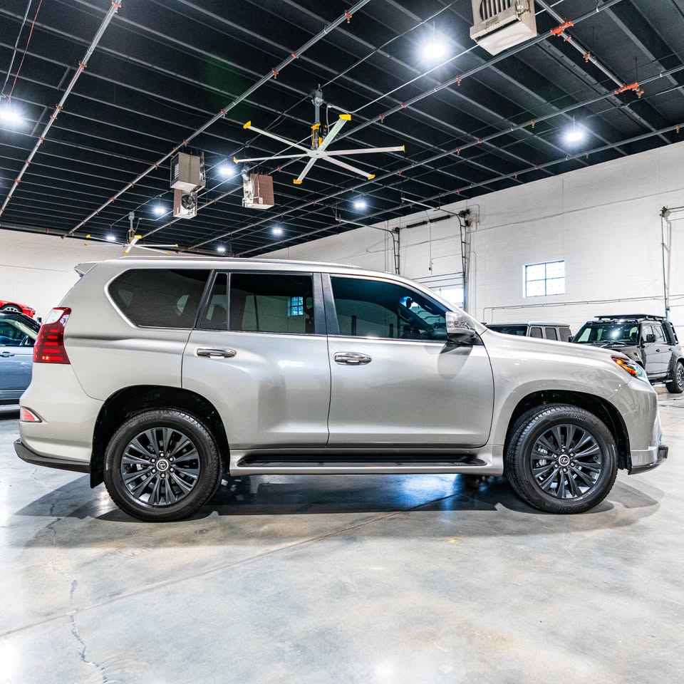 2020 Lexus GX460 in Denver, CO (photo 11) — photo 11