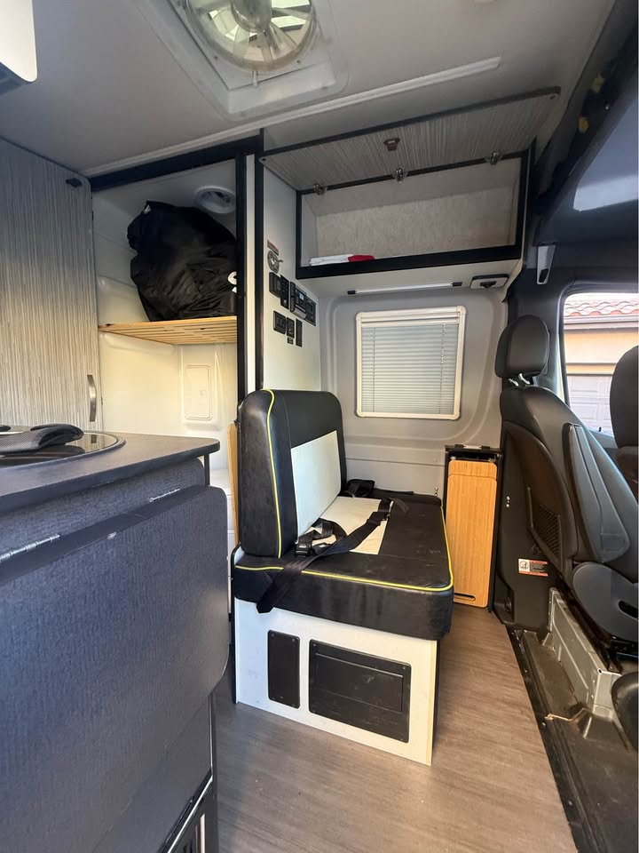 2020 Winnebago Revel in Newport Beach, CA (photo 11) — photo 11