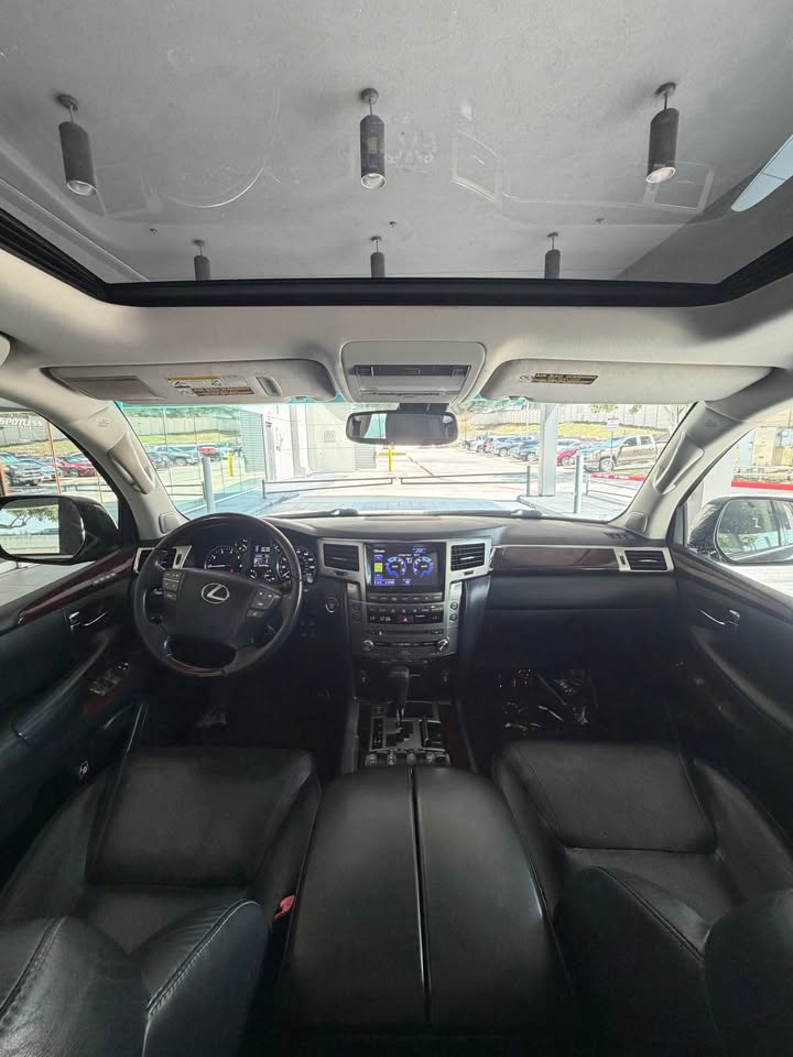 2014 Lexus LX · LX 570 Sport Utility 4D in San Antonio, TX (photo 11) — photo 11