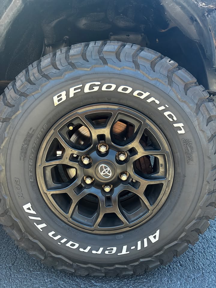 2000 Toyota 3rd gen 4runner 4d limited 4x4 in Denver, CO (photo 11) — photo 11