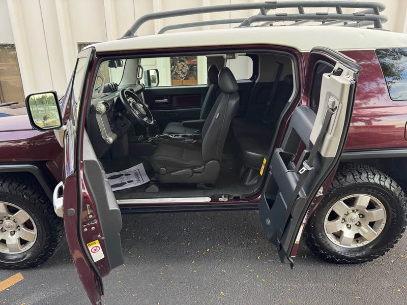 2007 Toyota FJ Cruiser · Sport Utility 2D in Denver, CO (photo 11) — photo 11