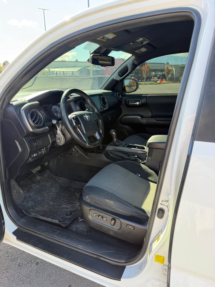 2020 Toyota Tacoma Double Cab · PreRunner Pickup 4D 6 ft in Vineyard, UT (photo 11) — photo 11