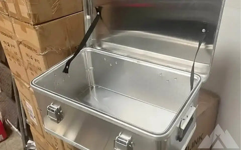 12 50L Swiss link cases