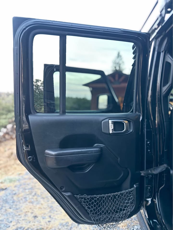 2020 Jeep Gladiator · Sport S Pickup 4D 5 ft in Placerville, CA (photo 12) — photo 12