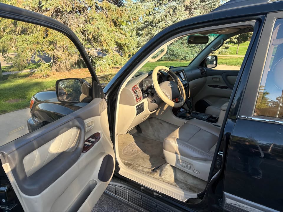 2003 Toyota Landcruiser in Centennial, CO (photo 12) — photo 12