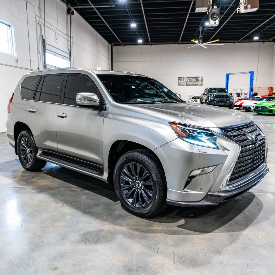 2020 Lexus GX460 in Denver, CO (photo 12) — photo 12