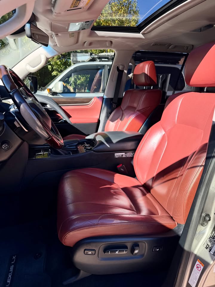 2017 Lexus LX · LX 570 Sport Utility 4D in Colorado Springs, CO (photo 12) — photo 12