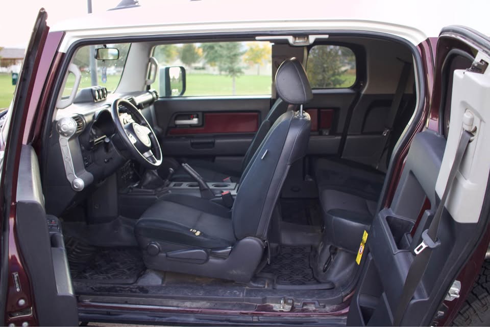 2007 Toyota FJ Cruiser · Base in Logan, UT (photo 12) — photo 12