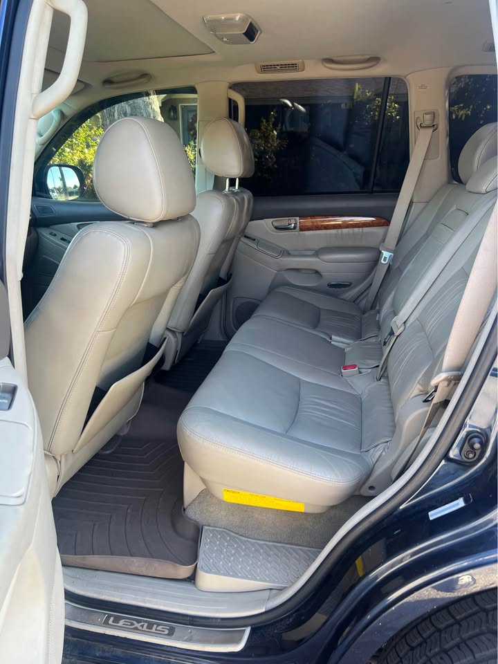 2003 Lexus GX · GX 470 Sport Utility 4D in Fontana, CA (photo 12) — photo 12