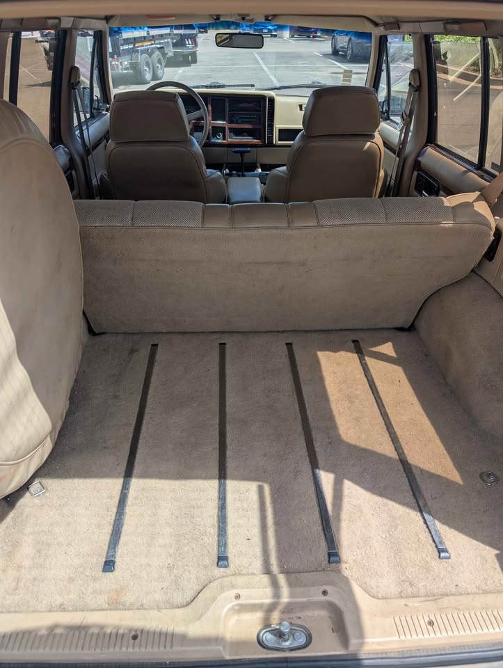 1993 Jeep Cherokee · Country Sport Utility 4D in Boulder, CO (photo 12) — photo 12