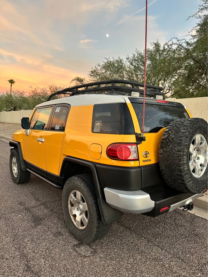 2007 Toyota FJ Cruiser · Sport Utility 2D in Phoenix, AZ (photo 12) — photo 12