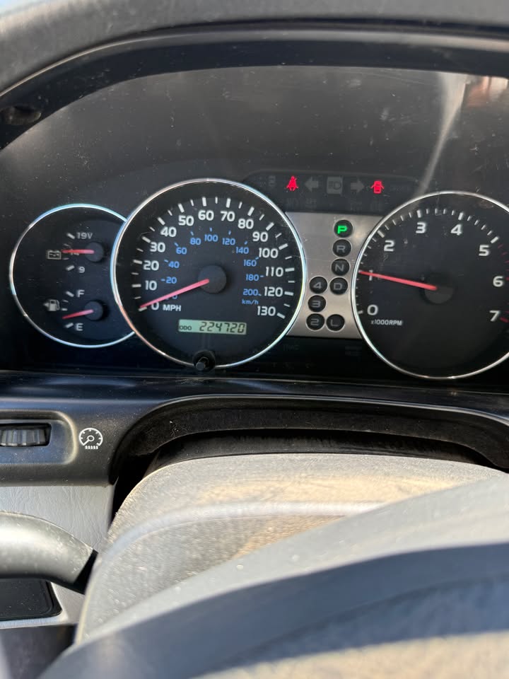 2004 Toyota Land Cruiser in Salem, UT (photo 12) — photo 12