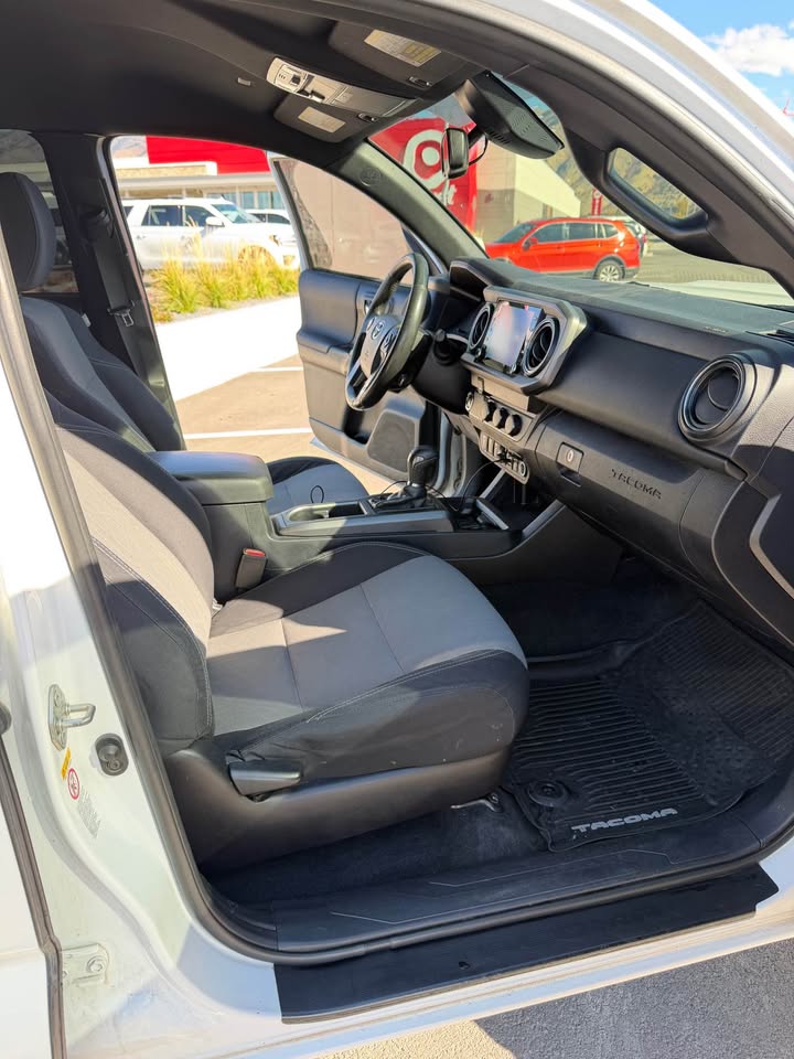 2020 Toyota Tacoma Double Cab · PreRunner Pickup 4D 6 ft in Vineyard, UT (photo 12) — photo 12