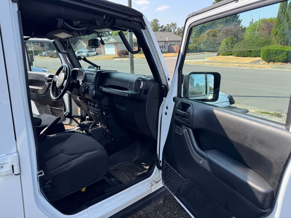 2017 Jeep Wrangler Unlimited · Sport S Sport Utility 4D in Marysville, WA (photo 12) — photo 12