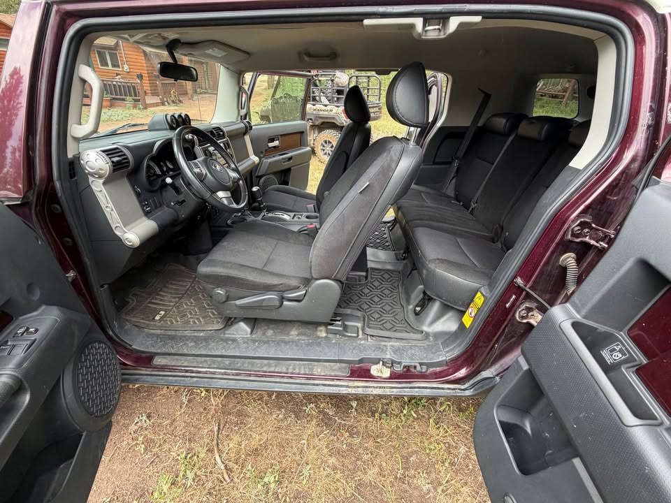 2007 Toyota FJ Cruiser · Sport Utility 2D in Allenspark, CO (photo 12) — photo 12