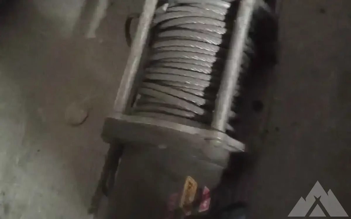 1700 Warn 12v electric winch — used gear for sale (photo 4) — photo 4