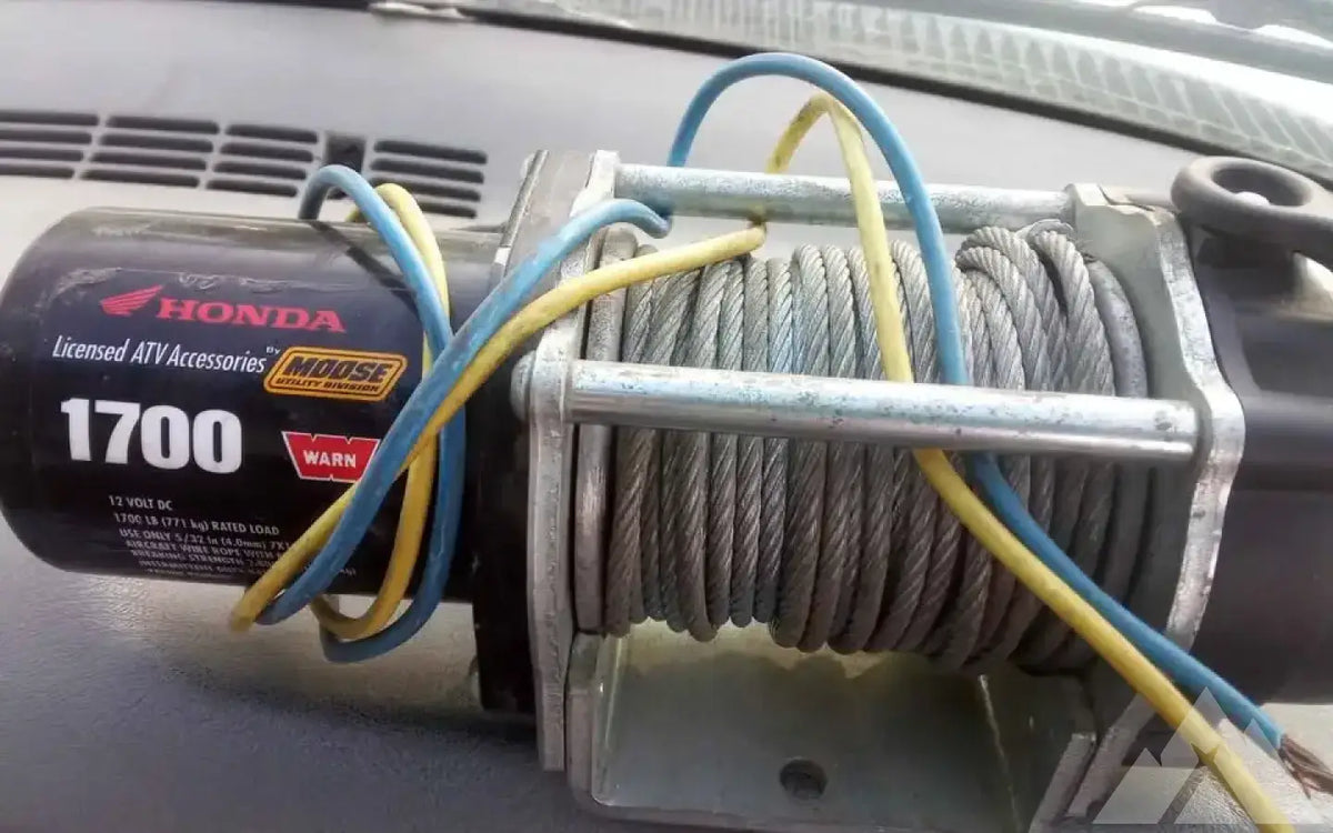 1700 Warn 12v electric winch — used gear for sale
