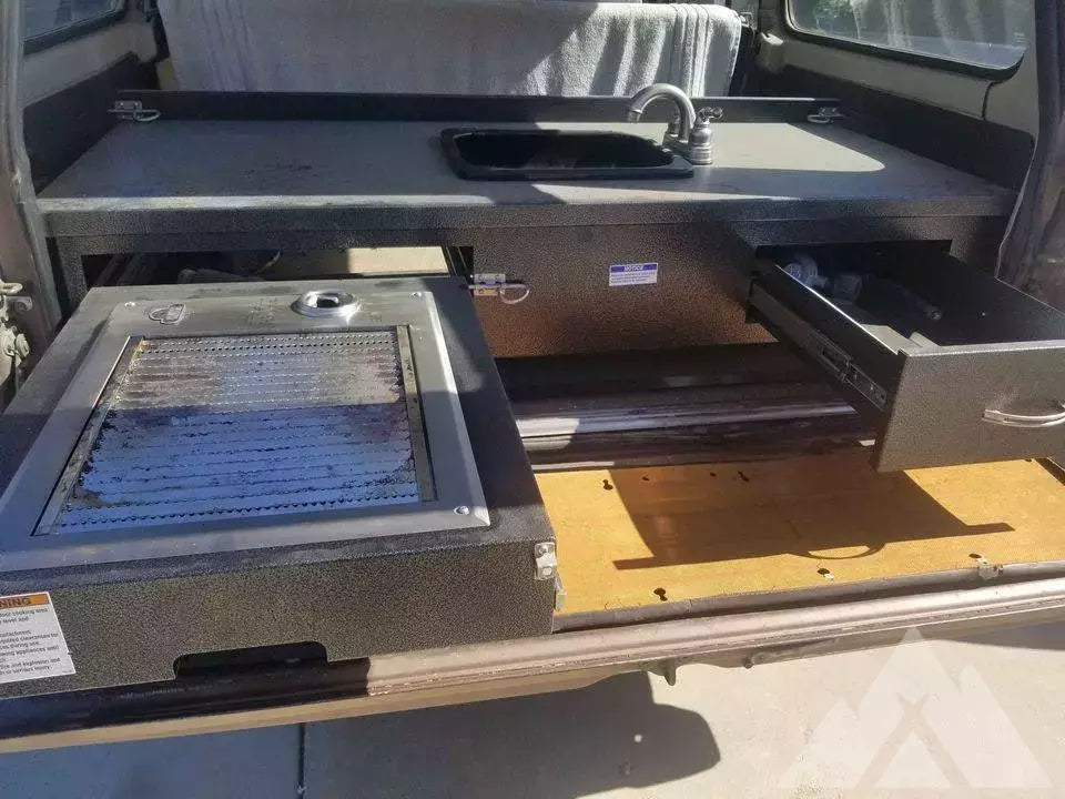 1985 Toyota Land Cruiser — used overland rig for sale in Clovis, CA (photo 4) — photo 4