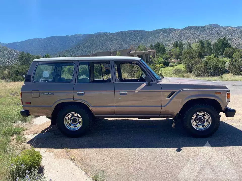 1986 Toyota Land Cruiser — used overland rig for sale in Albuquerque, NM (photo 2)