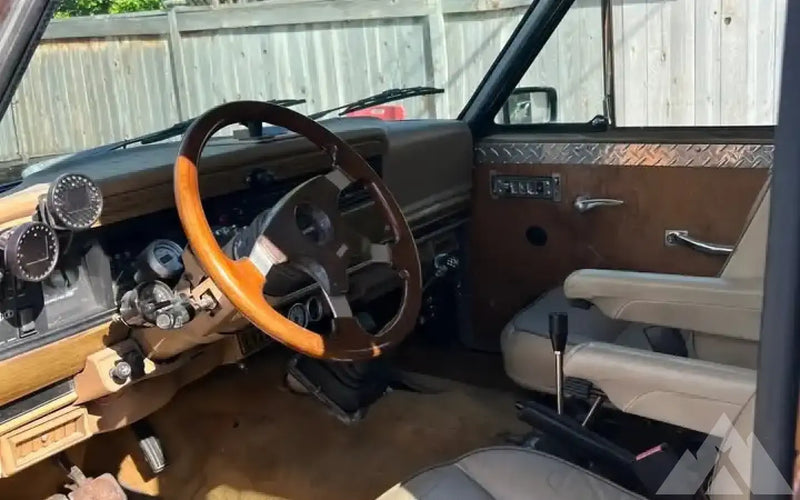 1988 Jeep Grand Wagoneer — used overland rig for sale in Kaysville, UT (photo 6) — photo 6