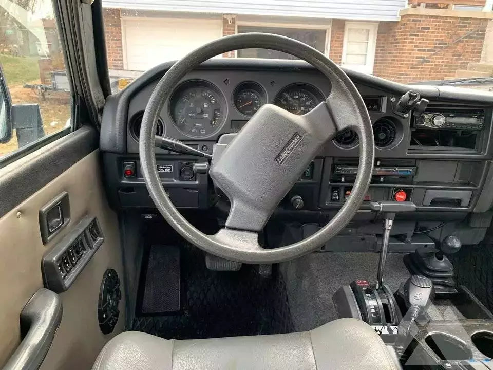 1989 Toyota Land Cruiser — used overland rig for sale in Park City, UT (photo 5)