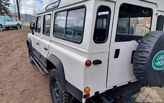 1992 Land Rover Defender 110 — photo 3