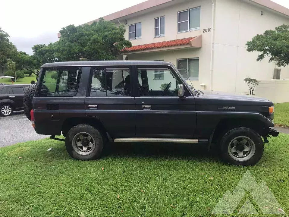 1992 Toyota Land Cruiser — used overland rig for sale in Las Vegas, NV (photo 3)