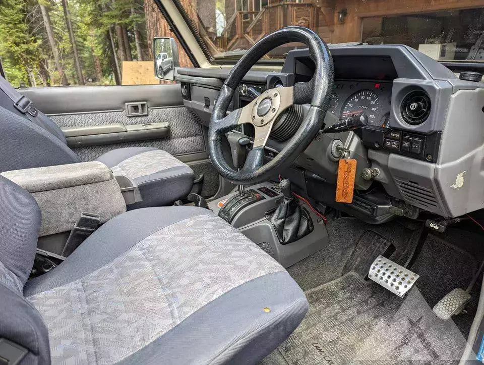 1993 Toyota Land Cruiser — used overland rig for sale in Truckee, CA (photo 4)