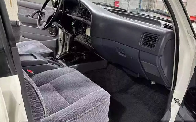 1993 Toyota Land Cruiser — photo 3