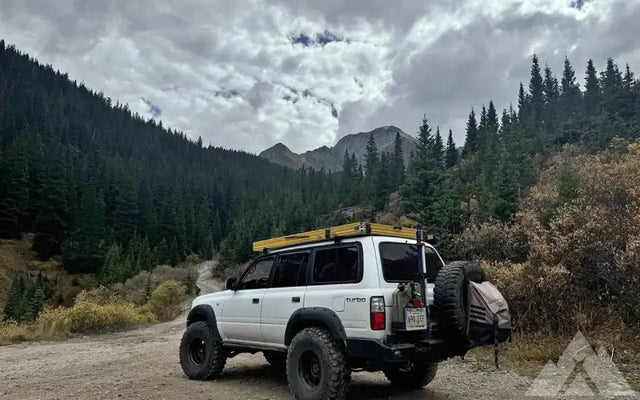 1994 Toyota Land Cruiser — photo 2