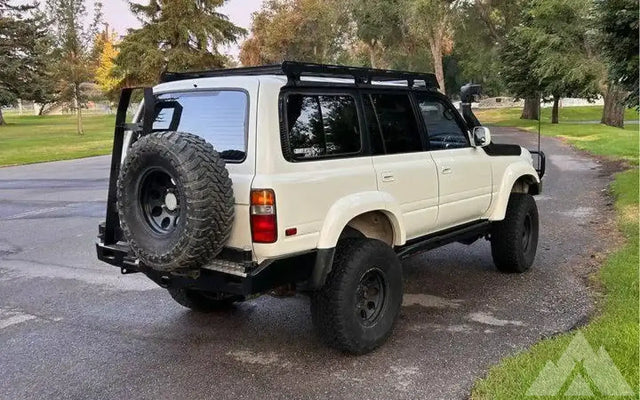 1994 Toyota Land Cruiser — photo 2